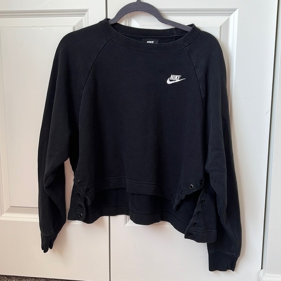 Nike Sweaters - Boxy Nike pull over